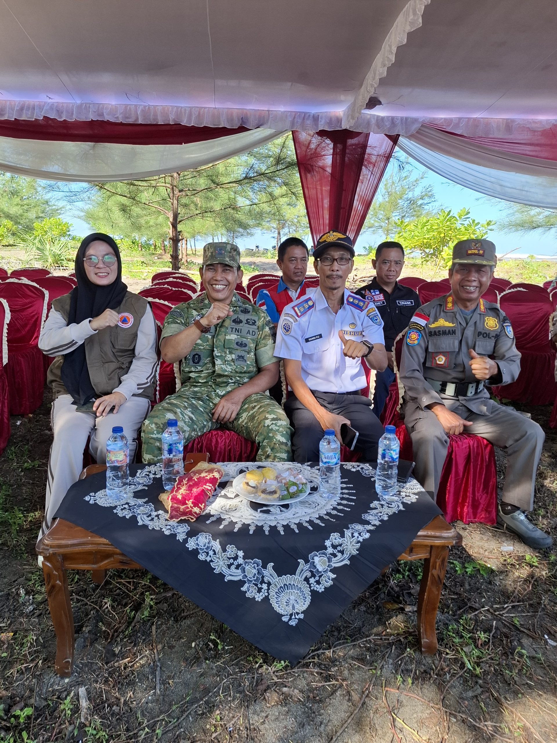 Komitmen TNI Jaga Keamanan dan Bantu Masyarakat, Danramil Lais Hadiri Upacara HKB