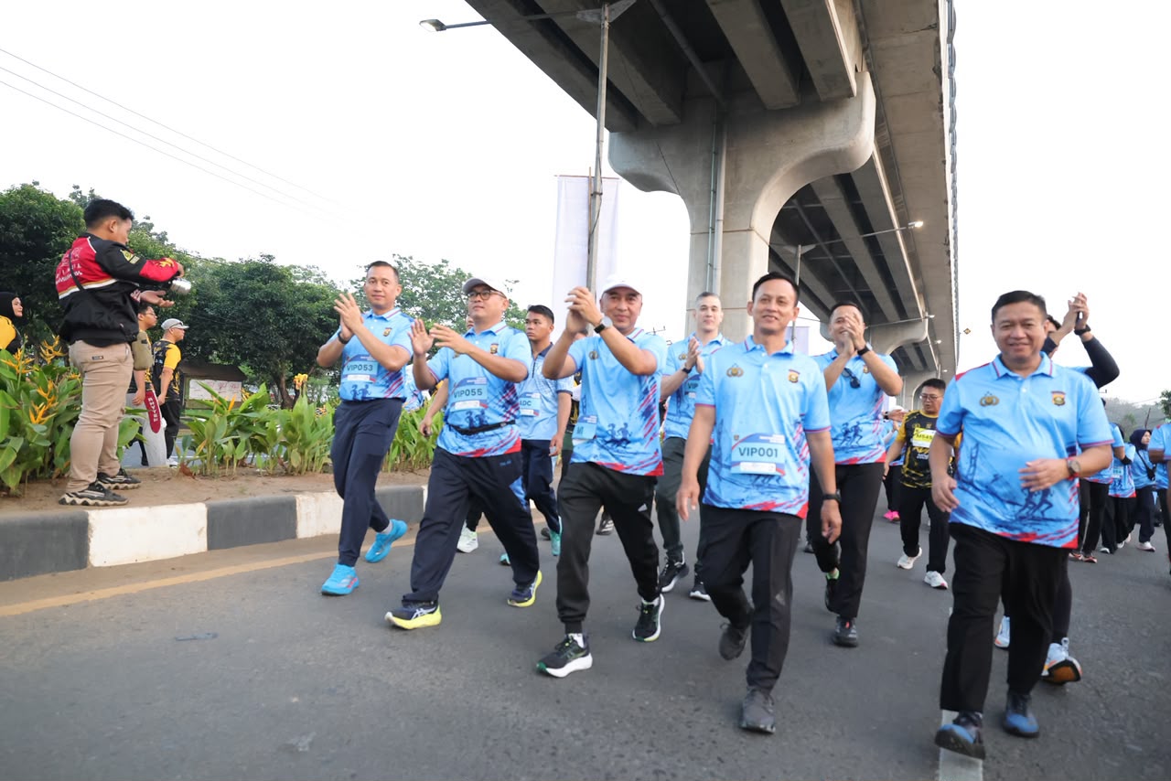 Kapolda Sumsel Bersama Forkopimda Sapa Ribuan Peserta Sumsel Bhayangkara Run, Kuatkan Kolaborasi dan Soliditas Bumi Sriwijaya